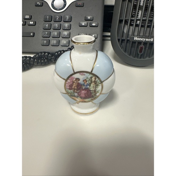 Vtg Irice Porcelain Perfume Bottle Blue And‎ White 3" - Picture 1 of 4